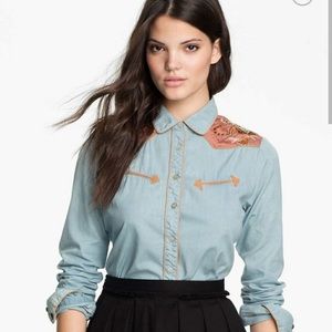 Maison Scotch Tiger Queen Embroidered Top